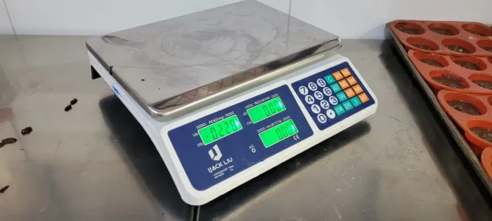 Balança 40kg Digital Eletrônica Alta Precisão Bateria Bivolt Bivolt - 110v / 220v 40 Kg