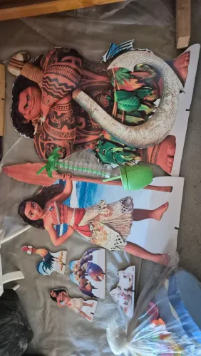 Kit Festa Completo Moana - Painel, Totens MDF e Bolo Fake