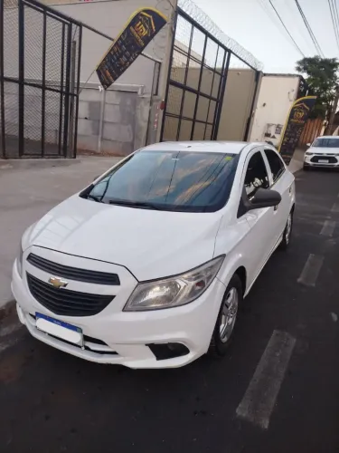 Chevrolet Onix JOY Hatch 1.0 8V Flex Mec. 4P 2018