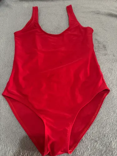 Body vermelho 
