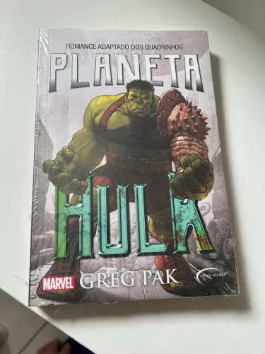 Livro Marvel Planeta Hulk - LACRADO