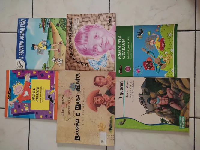 Livros infantis 