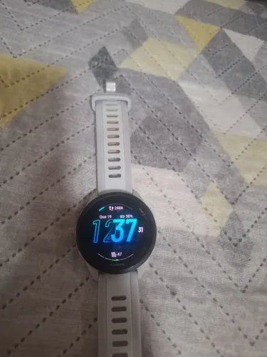 Garmin 165 music
