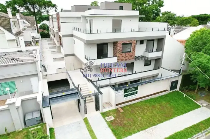 Sobrados em Condomínio, com 3 Suítes, 3 Vagas, no Bairro Hugo Lange