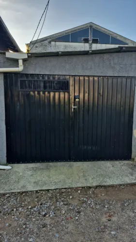 Vendo portão de ferro 2 folhas
