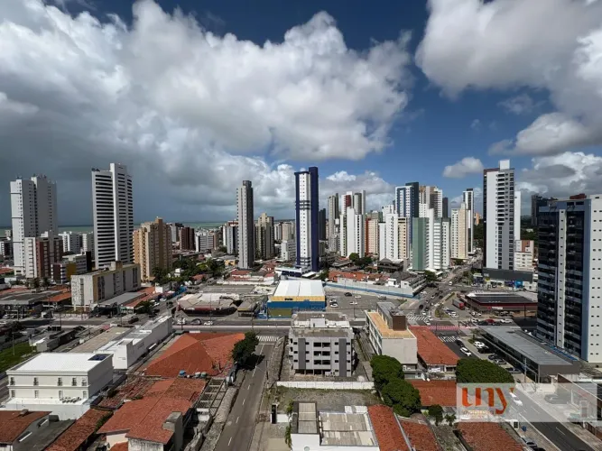 Apartamento em andar alto com 73 m² e 2 quartos com vista para o mar no bairro de Manaíra