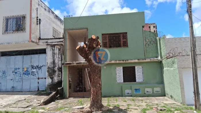 Locação de Apartamentos / Padrão na cidade de Fortaleza