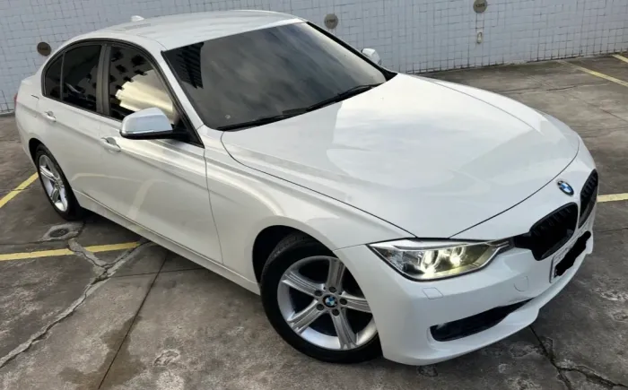 BMW 320I A 2.0 Turbo/activeflex 16V 184cv 4P 2015