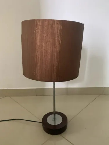 Abajur Marrom Bivolt