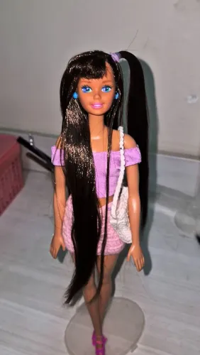 Barbie anos 90 Custom + Reroot