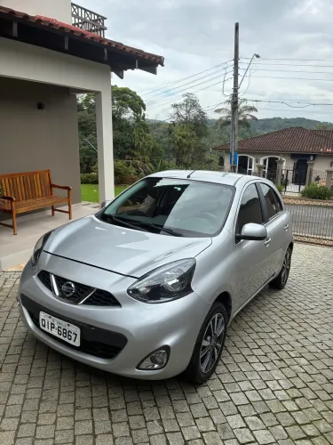 Nissan March SL 1.6 16V Flexstart 5P Aut. 2018