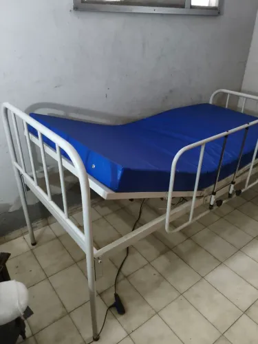 Cama Hospitalar Pouco Utilizanda
