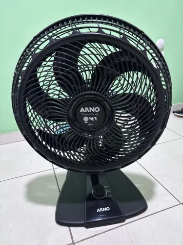Ventilador semi novo Arno 40 cm