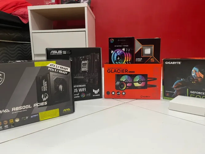Computador Gamer RTX 5060 Ti - Ryzen 5 9600x - 32GB RAM Fury 5600MHz DDR5