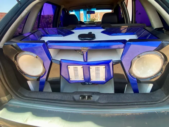 SOM AUTOMOTIVO 
