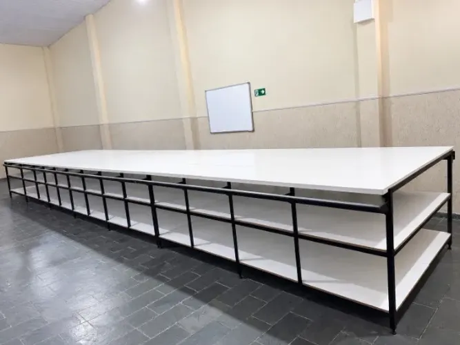 Mesa de Corte Confecção ou Bancadas
