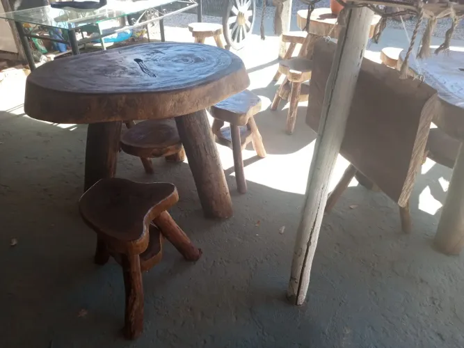 Móveis rustico