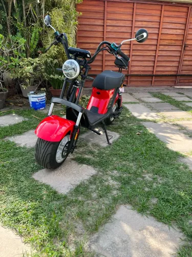 Moto elétrica Scooter Chopper
