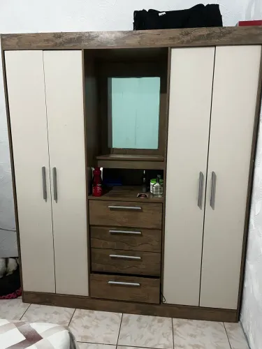 Guarda roupa