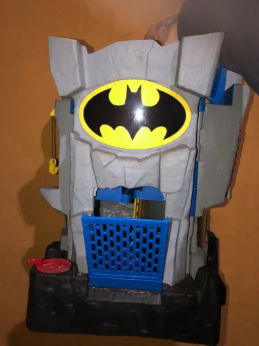 Batcaverna Imaginext Fisher-Price 2011 (Apenas o Cenário/Playset)