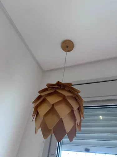 Pendente pinha de madeira