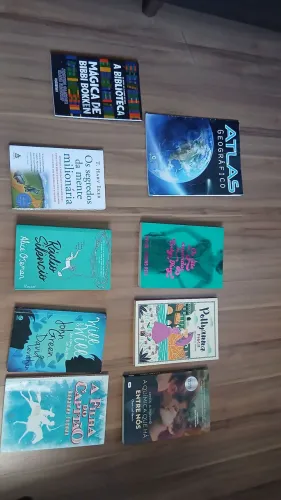 kit com 9 livros usados em bom estado