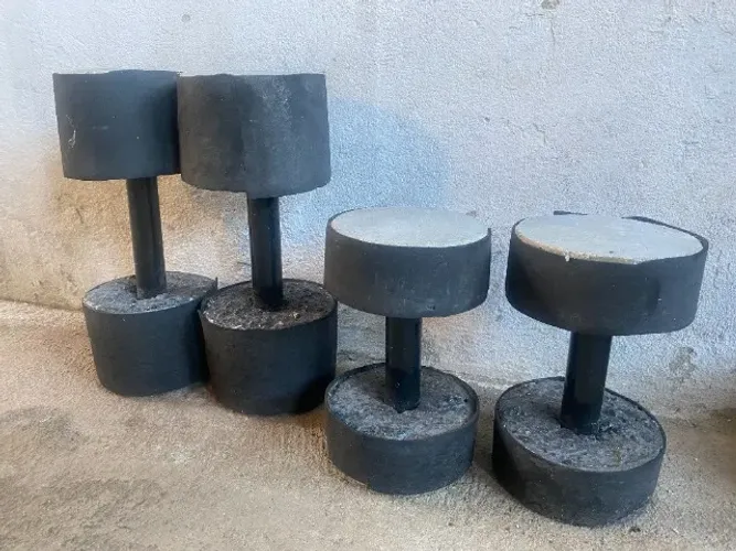 Kit Halteres de cimento 30kg e 10Kg + Barra