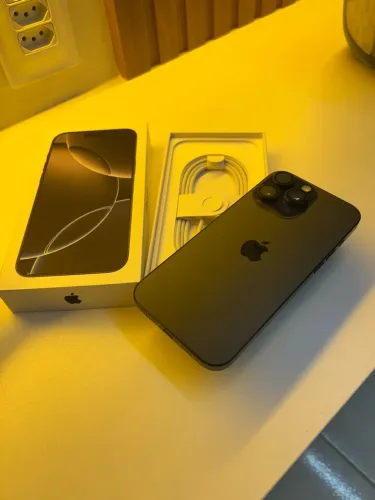 iPhone 16 pro Max (256GB)  com garantia Apple 