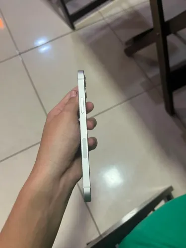 Vende-se iPhone 12