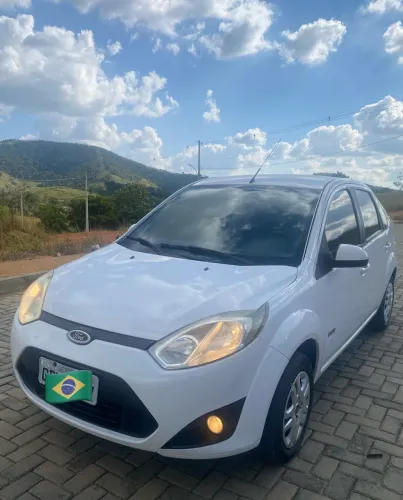 Ford Fiesta Sed. 1.6 8V Flex 4P 2013