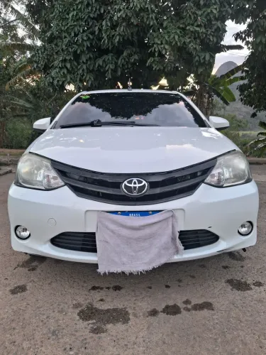 Toyota Etios X 1.3 Flex 16V 5P Mec. 2017