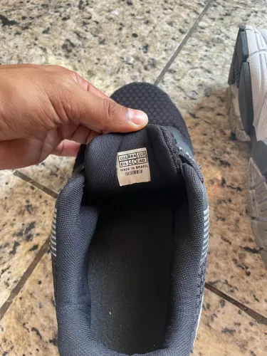 Tenis