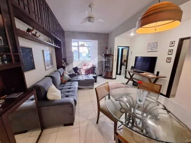 Apartamento com 3 quartos e 2 suítes no Arpoador