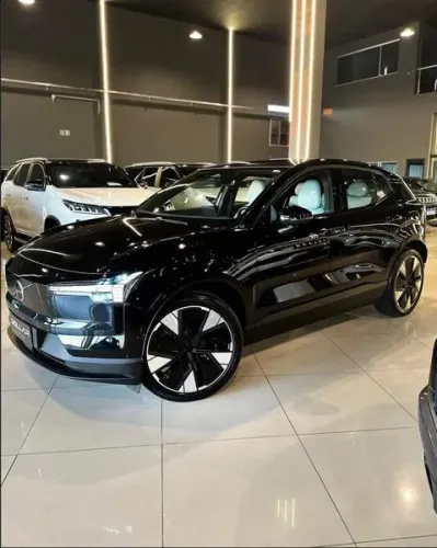 Volvo EX30 E60 Twin Ultra AWD 2026