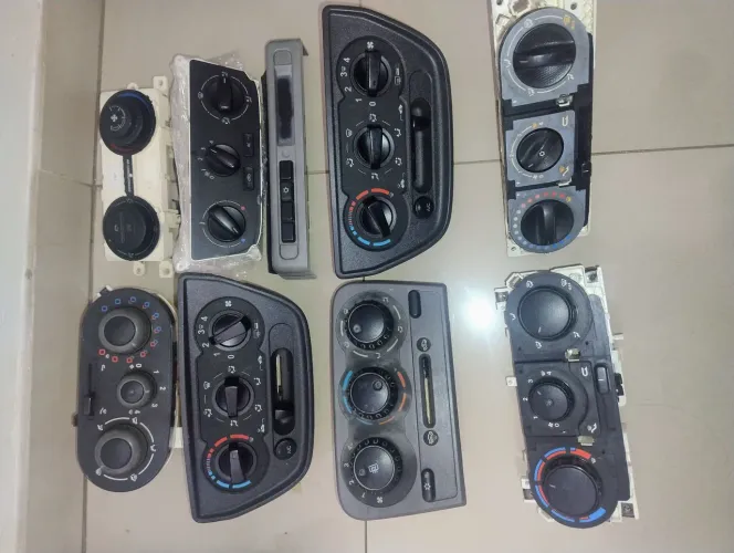 Comando de ar condicionado automotivo 