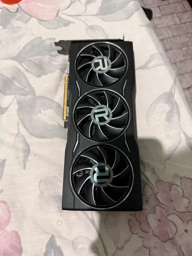 Placa de vídeo RX 6750 xt founders edition