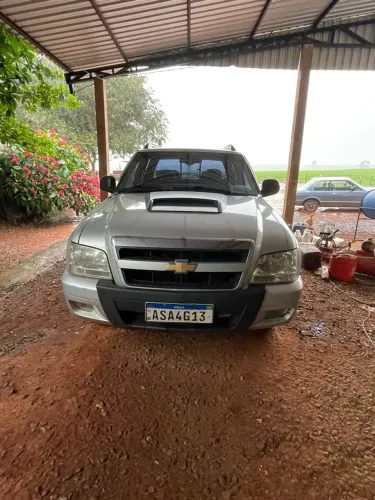 Chevrolet S10 P-up Tornado 2.8 TDI 4x2/4x4 CD Dies 2010