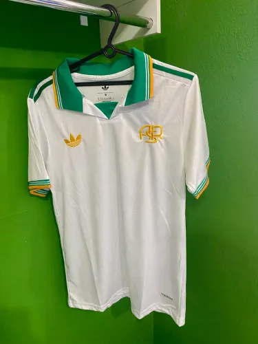 Terceiro uniforme da Roma