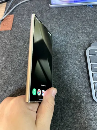 Samsung Galaxy S24 Ultra - 256GB 12GB RAM. - Titânio Cinza