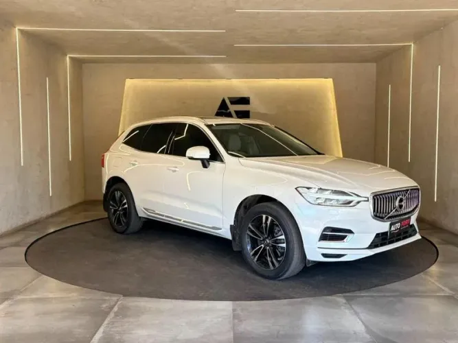 Volvo XC-60 XC 60 T-8 Híbrido Momentum 2.0 5P 2021