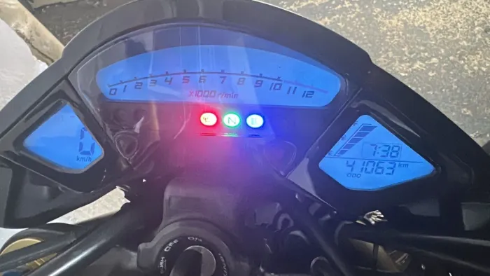 Cb1000r  preta 2012  pra sair hoje !!!!!!!