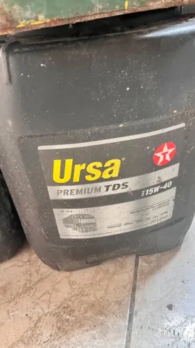 Óleo lubrificante URSA Premium
