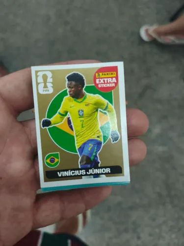 Vinícius Jr de ouro