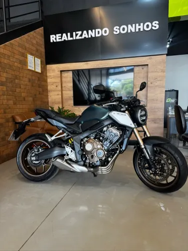 Honda CB 650R 660 cc