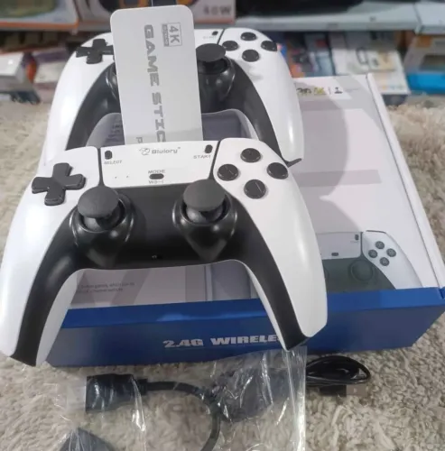 Game Stick 4K Ultra HD Blulory W5-i com 2 Controles Sem Fio 2.4G