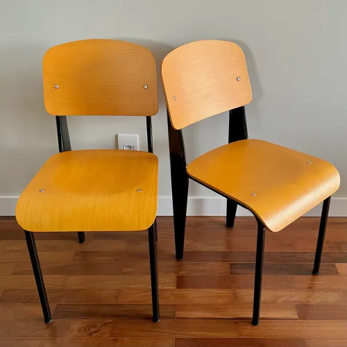 Cadeiras Standard Jean Prouvé