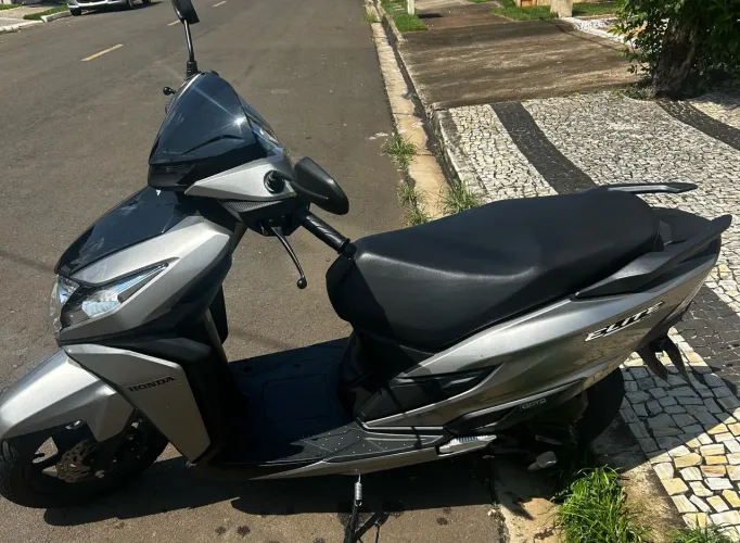 Vendo Moto Honda Elite 125 2026