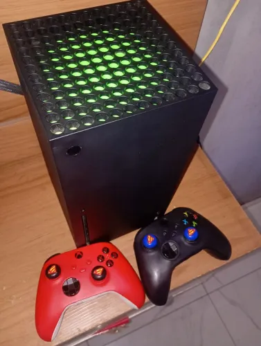 Xbox series X 2 controles impecável 