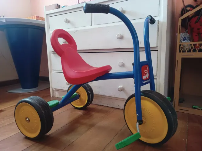 Triciclo Bandeirantes 
