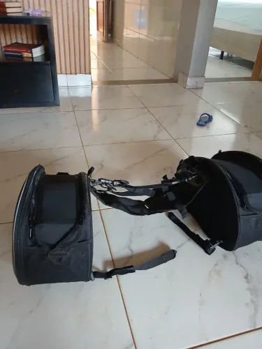Par de Bolsas Laterais para Moto - NOVAS! 